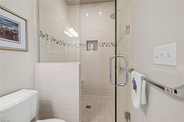 4056 Harlow ST, Virginia Beach, VA 23451