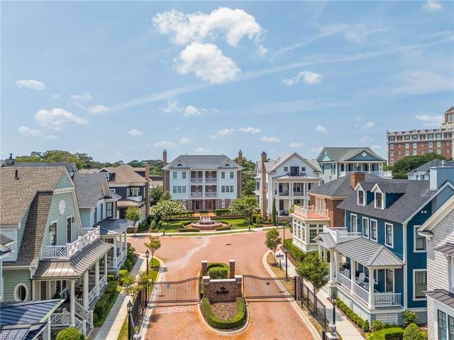 4056 Harlow ST, Virginia Beach, VA 23451