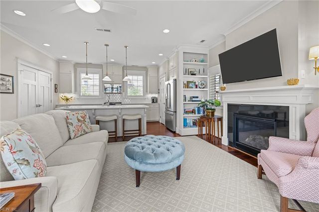 4056 Harlow ST, Virginia Beach, VA 23451