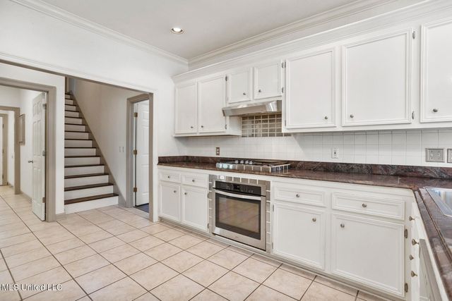720 Woodgate Drive, Madison, MS 39110