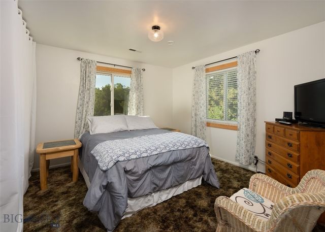 411 S 12th Street, Livingston, MT 59047