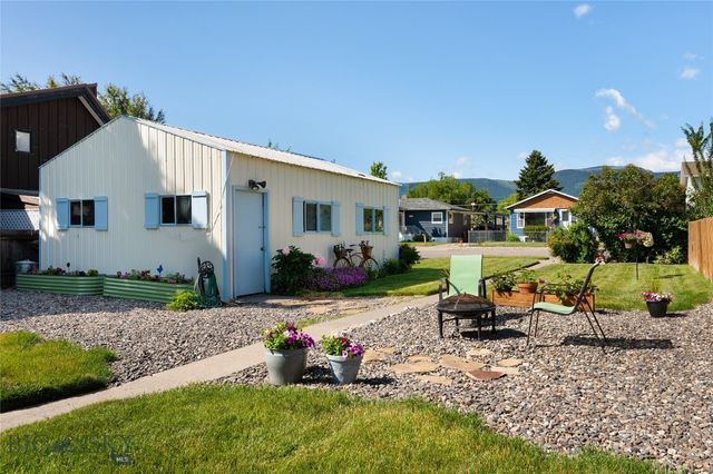 411 S 12th Street, Livingston, MT 59047