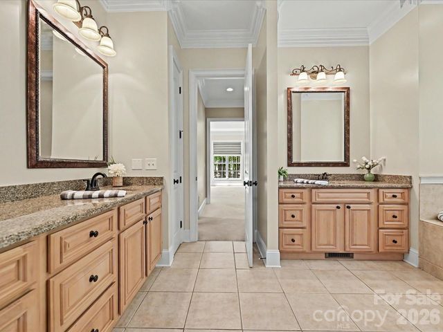 275 Palm Cove Way, York, SC 29745