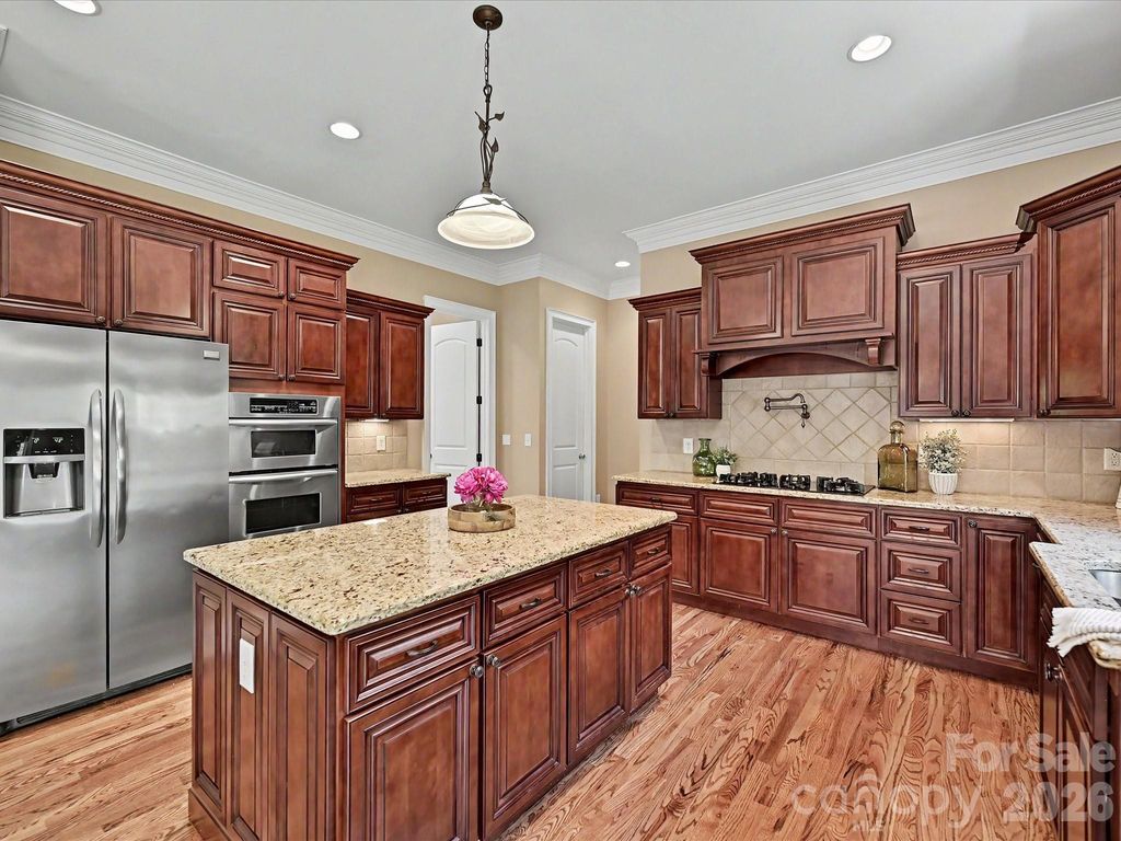 275 Palm Cove Way, York, SC 29745