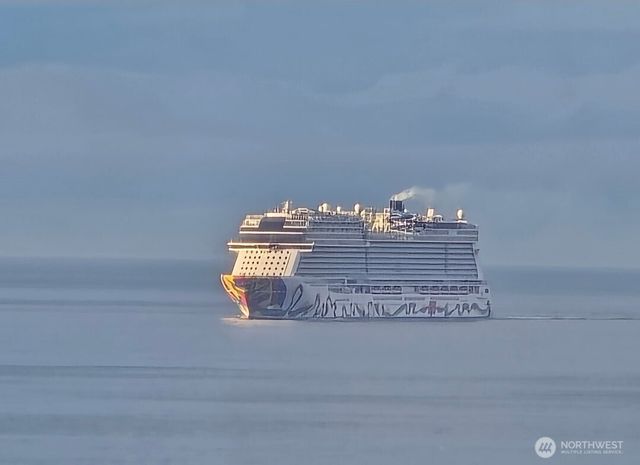 103 Island View Road, Port Angeles, WA 98362