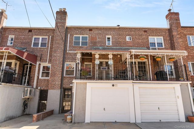 7718 83 Street, Glendale, NY 11385