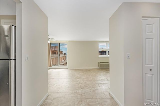 2 Richmond Road 6M, Lido Beach, NY 11561