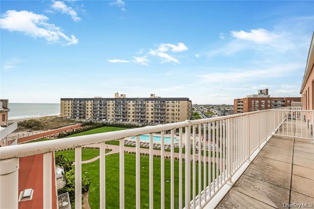 2 Richmond Road 6M, Lido Beach, NY 11561