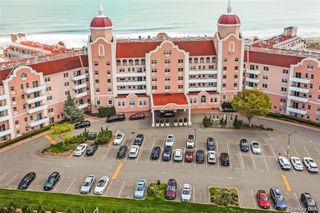 2 Richmond Road 6M, Lido Beach, NY 11561