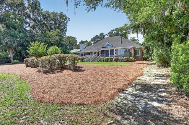 56 Mingarry Drive, Richmond Hill, GA 31324