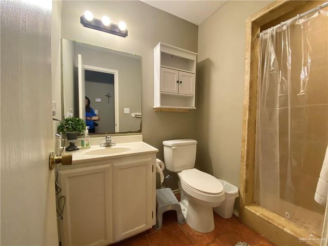 1500 Ruidoso Drive, Edinburg, TX 78541