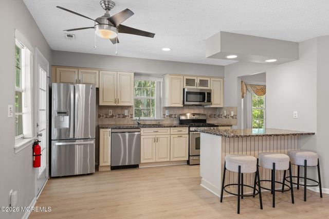 43 Sapphire Lane 418, Franklin, NJ 08823