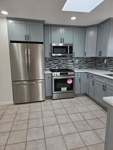 25 Johnson Place, Freeport, NY 11520