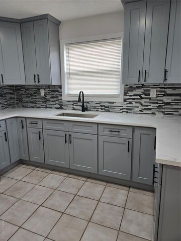 25 Johnson Place, Freeport, NY 11520