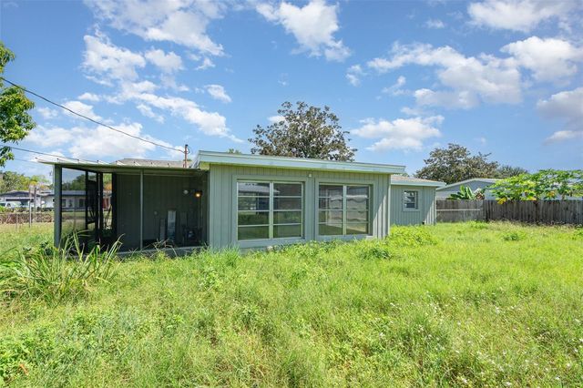 995 BARCLAY DRIVE, Cocoa, FL 32927