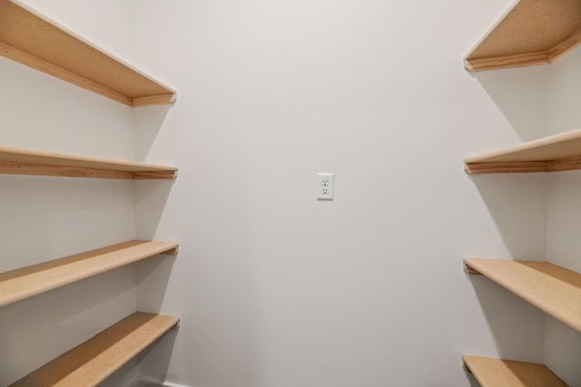 11333 W 35th Cir, Wichita, KS 67215