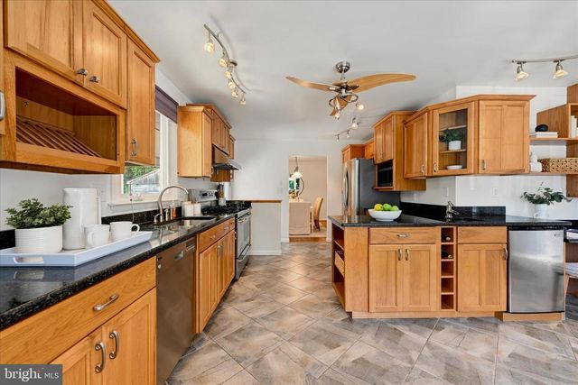 8216 THORNTON RD, Towson, MD 21204