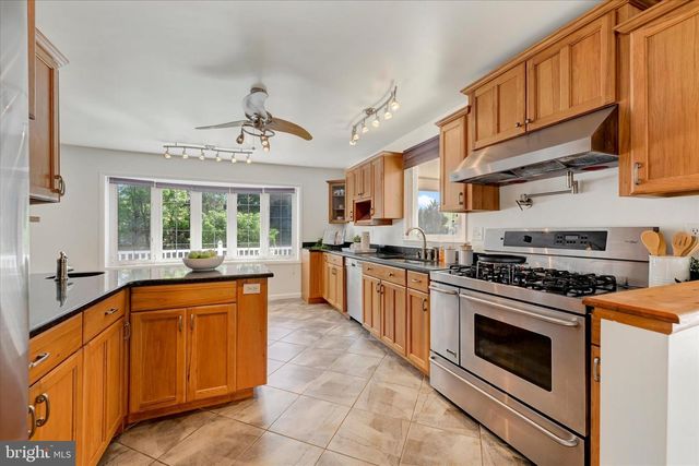8216 THORNTON RD, Towson, MD 21204