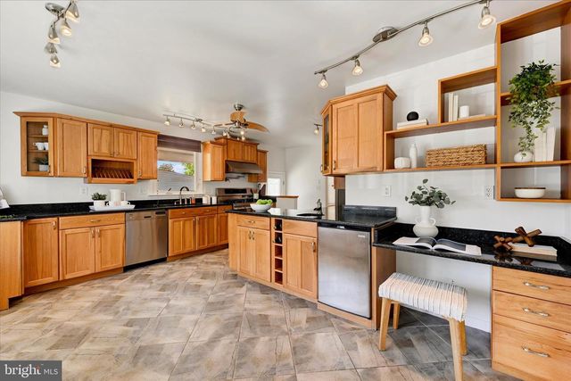8216 THORNTON RD, Towson, MD 21204