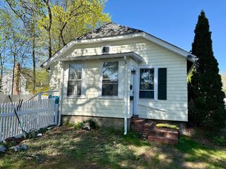 21 1/2 Union Street, Natick, MA 01760
