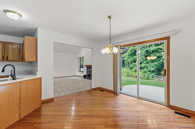 48053 Mill Creek Court, New Baltimore, MI 48047