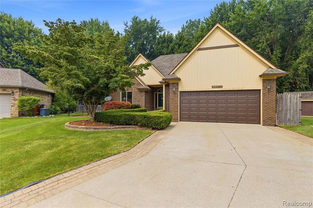 48053 Mill Creek Court, New Baltimore, MI 48047