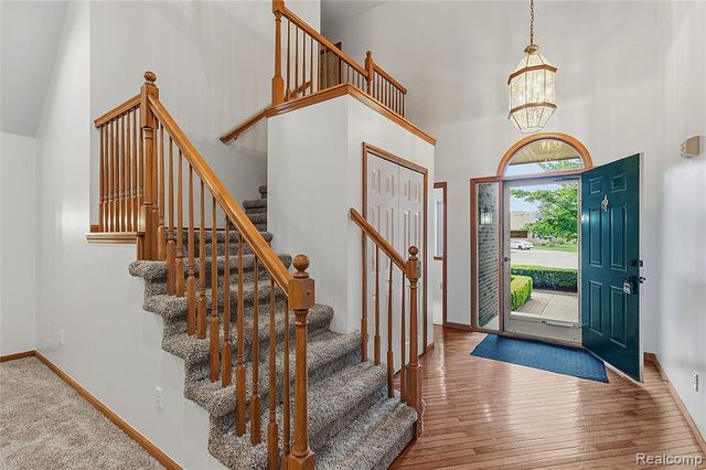 48053 Mill Creek Court, New Baltimore, MI 48047