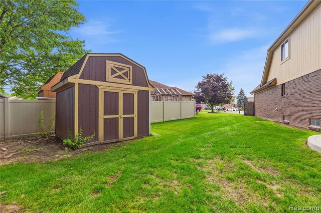 48053 Mill Creek Court, New Baltimore, MI 48047