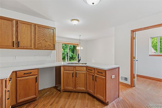 48053 Mill Creek Court, New Baltimore, MI 48047