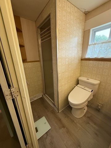 21 Freeman Ave, Webster, MA 01570