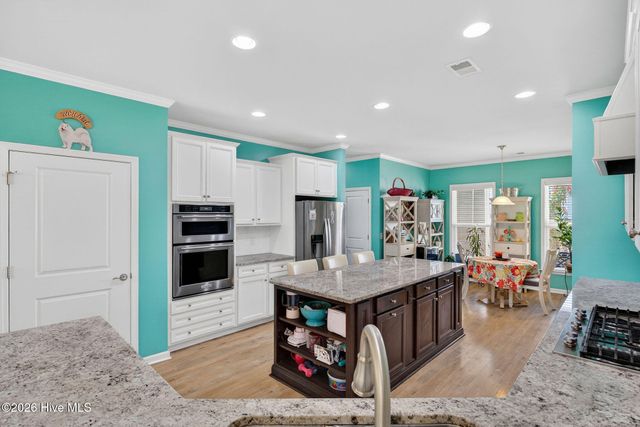 631 Lyrebird Avenue, Wilmington, NC 28412