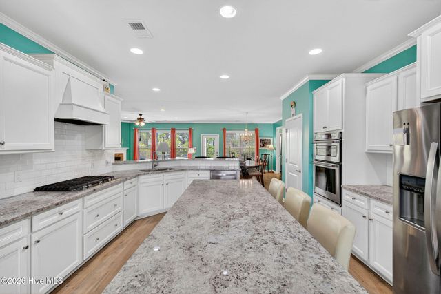 631 Lyrebird Avenue, Wilmington, NC 28412