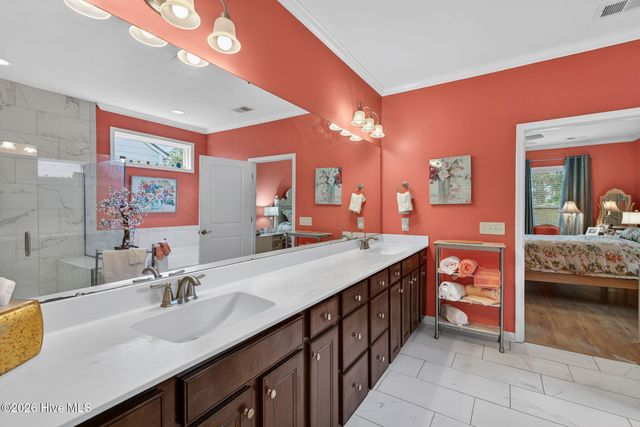 631 Lyrebird Avenue, Wilmington, NC 28412