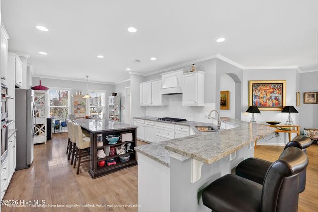 631 Lyrebird Avenue, Wilmington, NC 28412