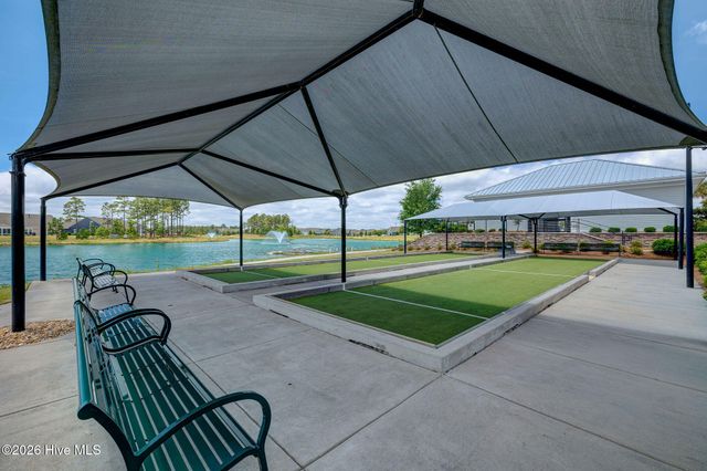 631 Lyrebird Avenue, Wilmington, NC 28412