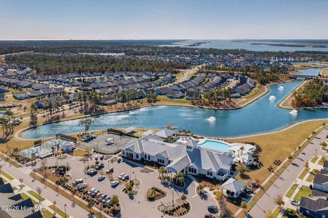 631 Lyrebird Avenue, Wilmington, NC 28412