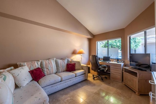 76185 Sweet Pea Way, Palm Desert, CA 92211