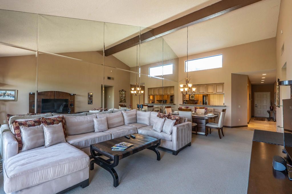 Image 14 of property listing at 76185 Sweet Pea Way, Palm Desert, CA 92211
