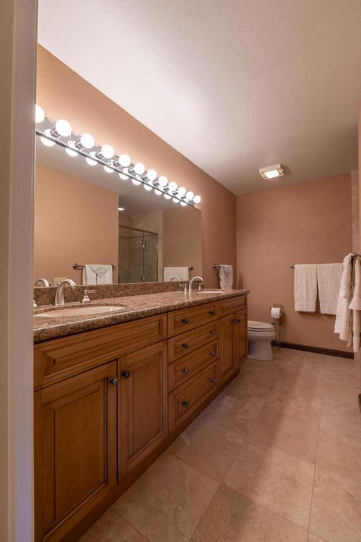 Image 22 of property listing at 76185 Sweet Pea Way, Palm Desert, CA 92211