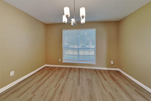2807 Burgess Hill Court, Pearland, TX 77584
