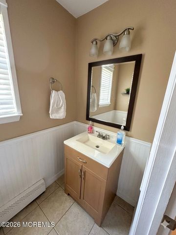 1214 Coast Avenue, Manahawkin, NJ 08050