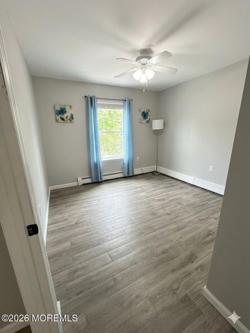 1214 Coast Avenue, Manahawkin, NJ 08050