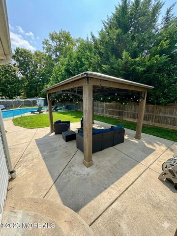 1214 Coast Avenue, Manahawkin, NJ 08050