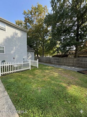 1214 Coast Avenue, Manahawkin, NJ 08050
