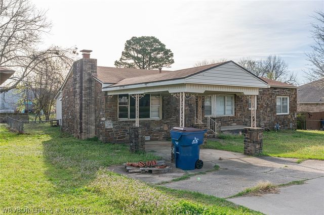 3215 S 18th Street, Fort Smith, AR 72901