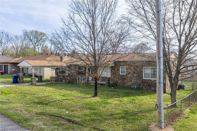 3215 S 18th Street, Fort Smith, AR 72901