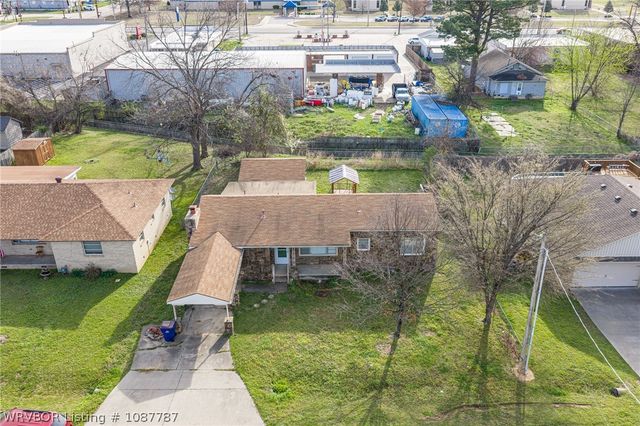 3215 S 18th Street, Fort Smith, AR 72901