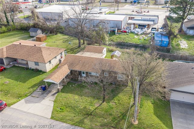 3215 S 18th Street, Fort Smith, AR 72901