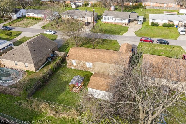 3215 S 18th Street, Fort Smith, AR 72901