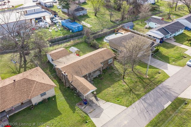 3215 S 18th Street, Fort Smith, AR 72901